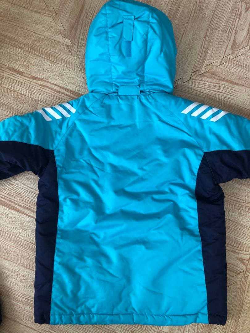 新品　ONYONE オンヨネ スキーウェア 160cm スノボウェア