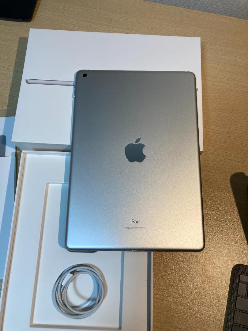 iPad本体 + Apple Pencil + 専用キーボード