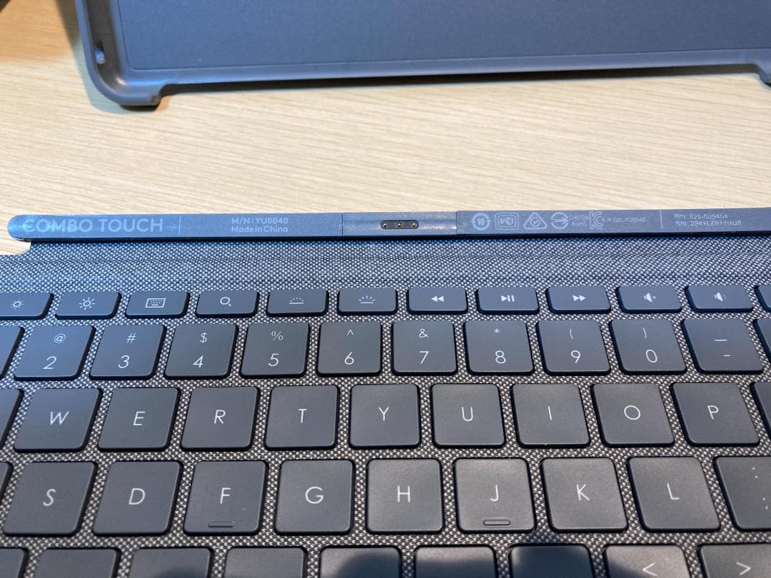 iPad本体 + Apple Pencil + 専用キーボード