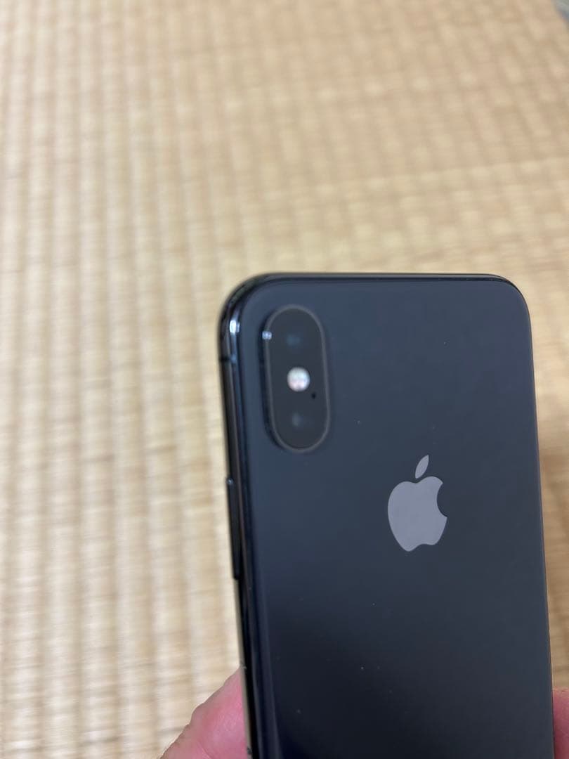 m*i様 Apple iPhone X ブラック 本体