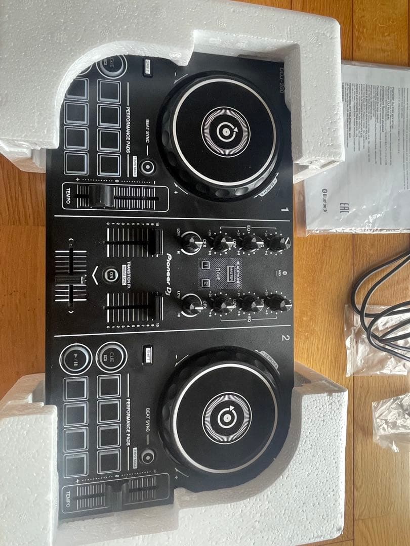 Pioneer DJ DDJ-200 Bluetooth DJコントローラー