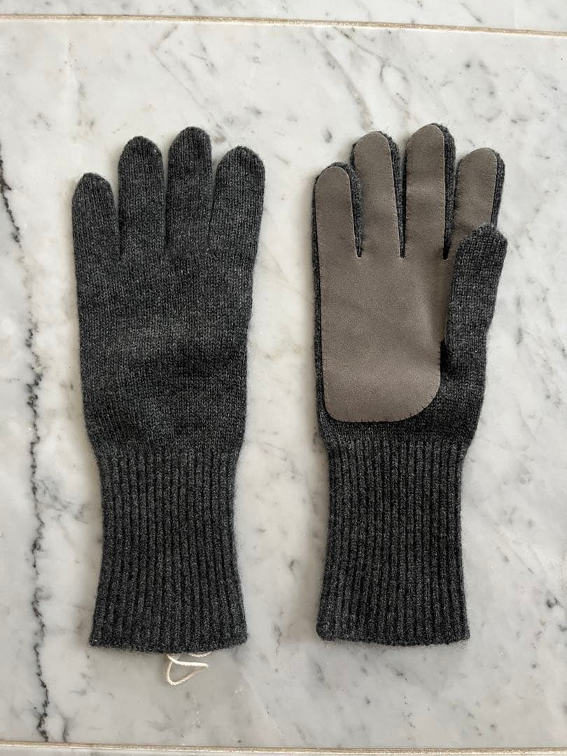 【新品未使用】アーツアンドサイエンス　カシミヤ手袋