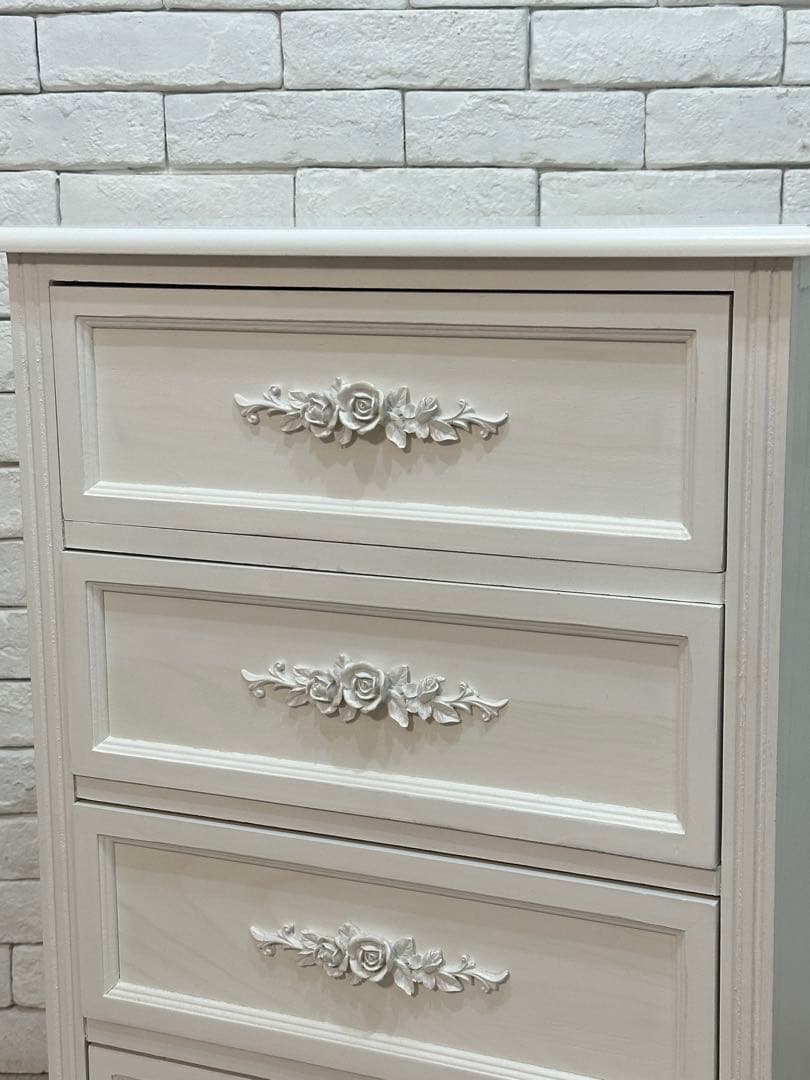 ①【よっしー　】2500円送料こみシャビーシック　アンティーク　チェスト