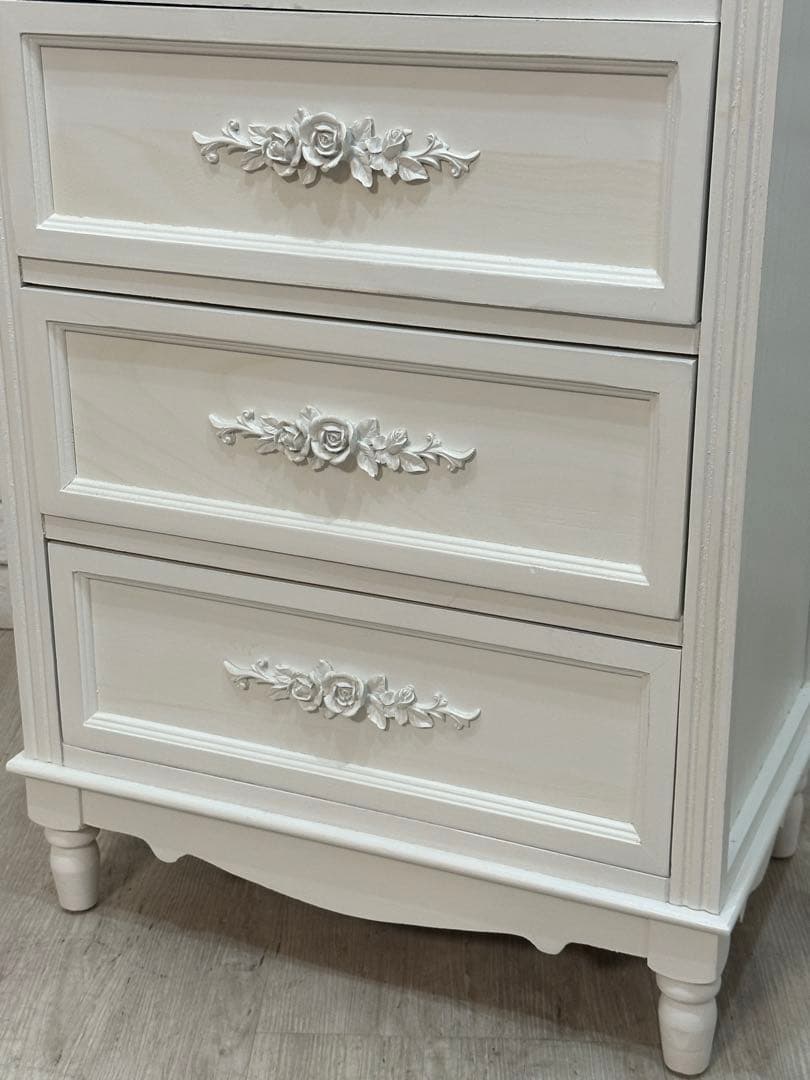 ①【よっしー　】2500円送料こみシャビーシック　アンティーク　チェスト