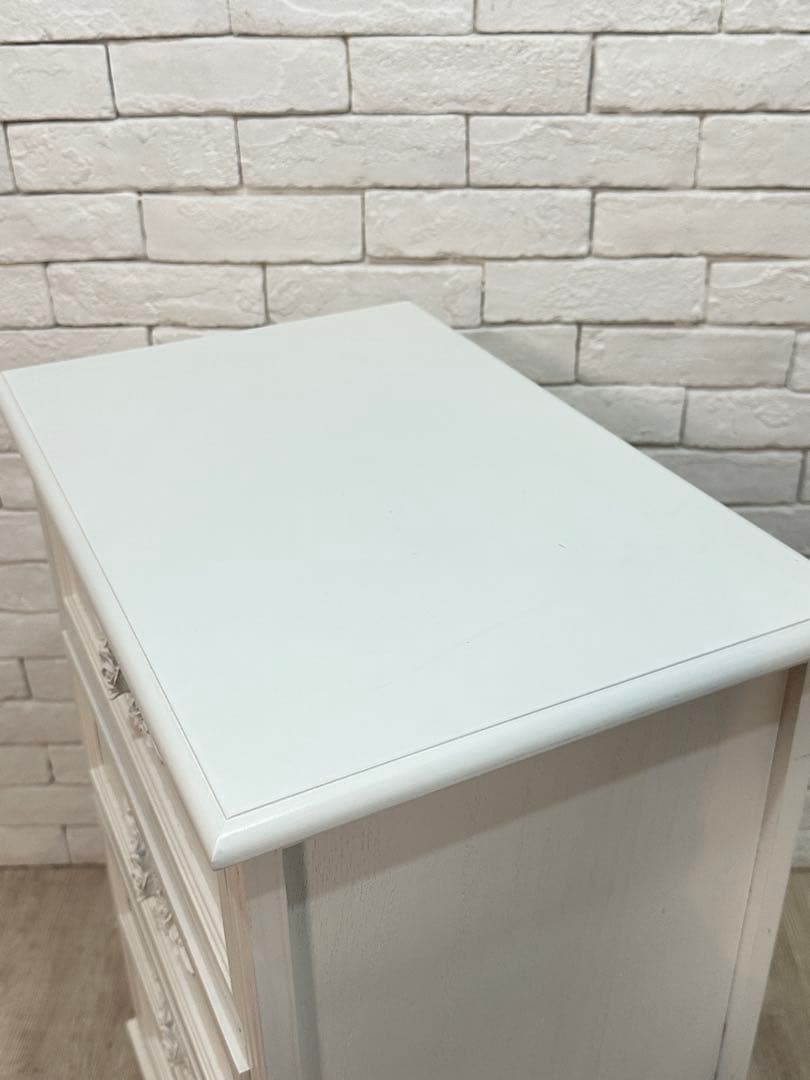 ①【よっしー　】2500円送料こみシャビーシック　アンティーク　チェスト