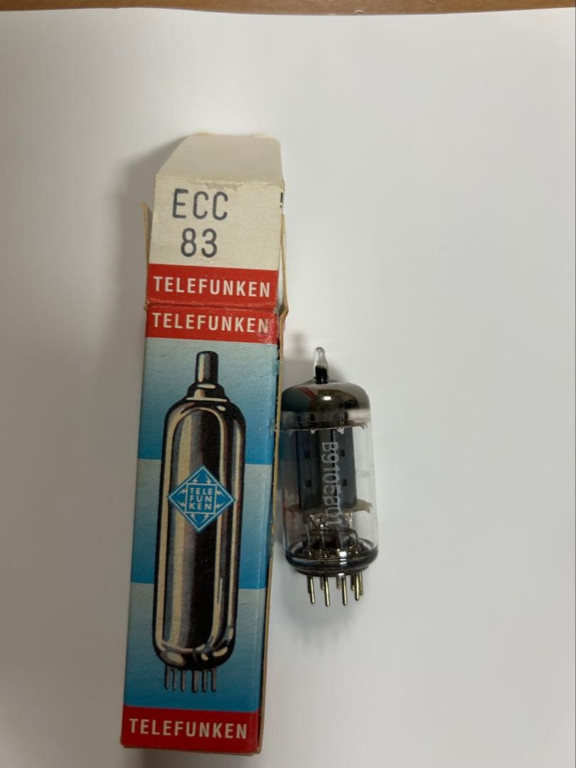 真空管　プリ管　telefunken ECC83