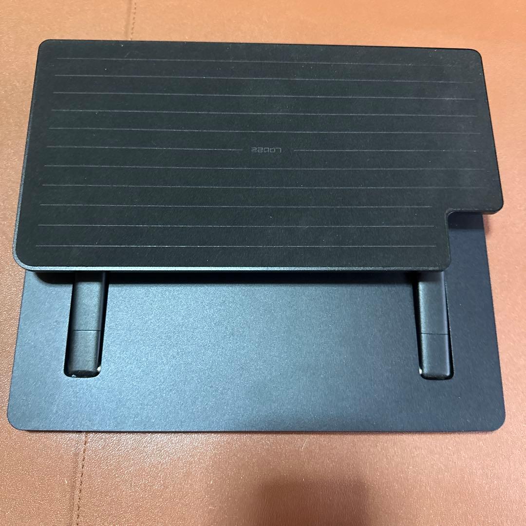 moment Infinity マグネットスタンドiPadPro 12.9in用