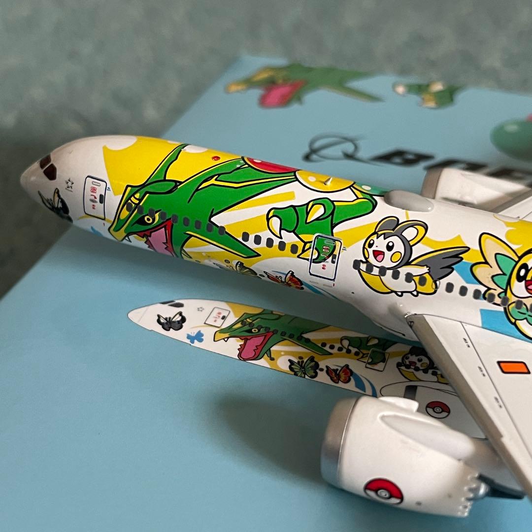 ANA 787-9 全日空 ピカチュウジェット av スタンド付き