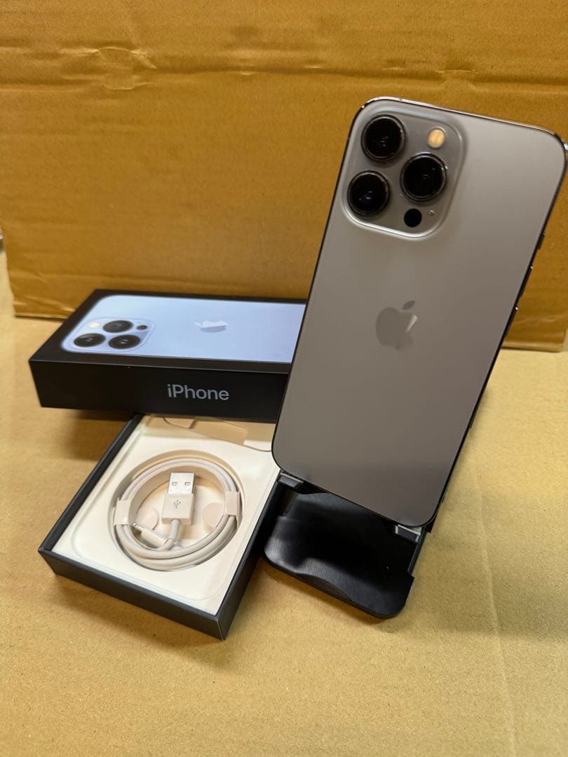 美品 大容量！ iPhone 13 Pro 256GB シエラブルー