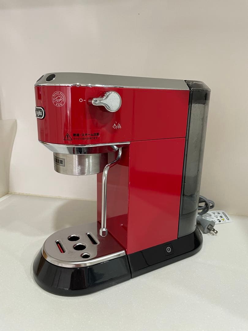 DeLonghiエスプレッソマシン EC680赤