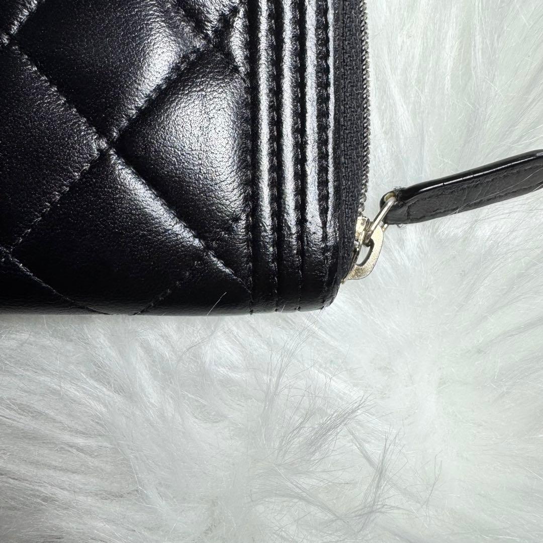 CHANEL シャネル　ボーイシャネル　マトラッセ　財布　ケース　レザー