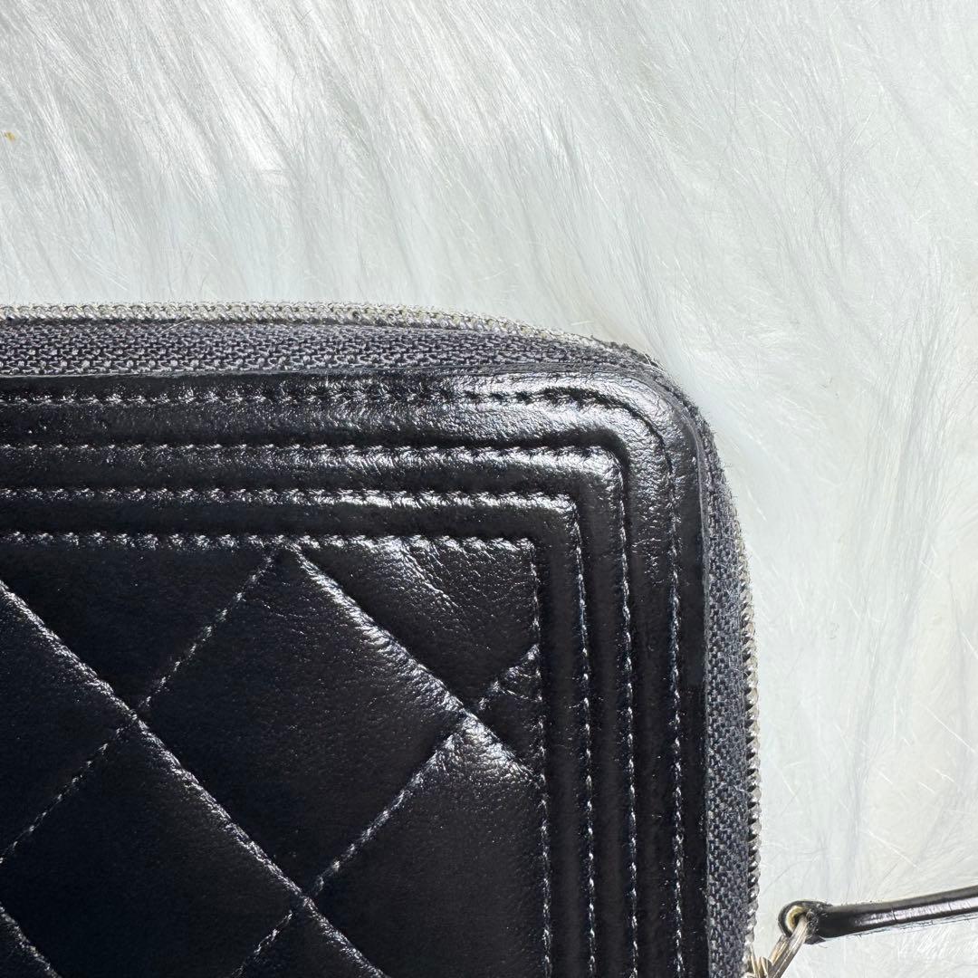 CHANEL シャネル　ボーイシャネル　マトラッセ　財布　ケース　レザー