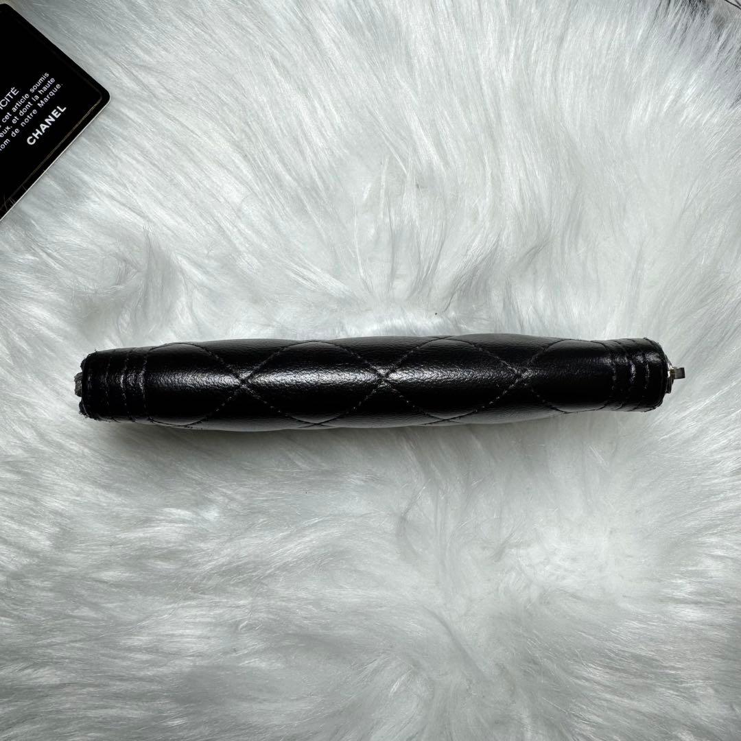 CHANEL シャネル　ボーイシャネル　マトラッセ　財布　ケース　レザー