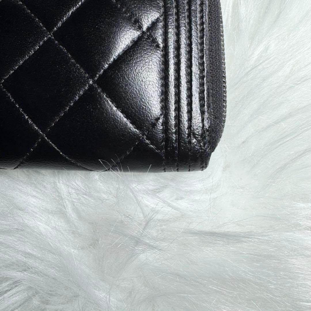 CHANEL シャネル　ボーイシャネル　マトラッセ　財布　ケース　レザー