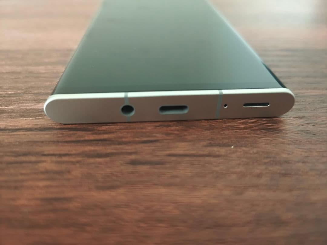 スマートフォン本体 Leitz Phone1 LP-01