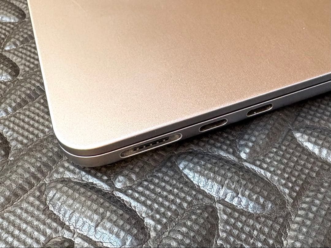 MacBook Air M2 13.6inch 8GB 256GB 元箱あり