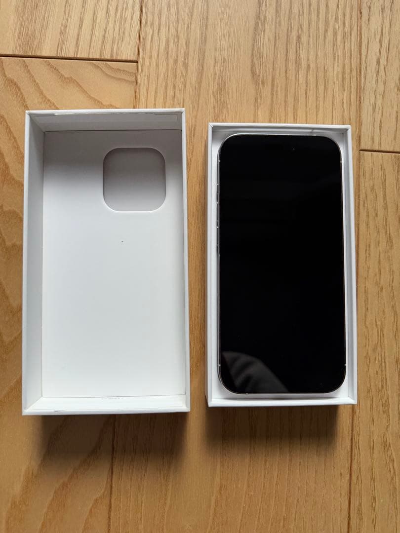 M*K様 Apple iPhone 14 Pro ホワイト 本体