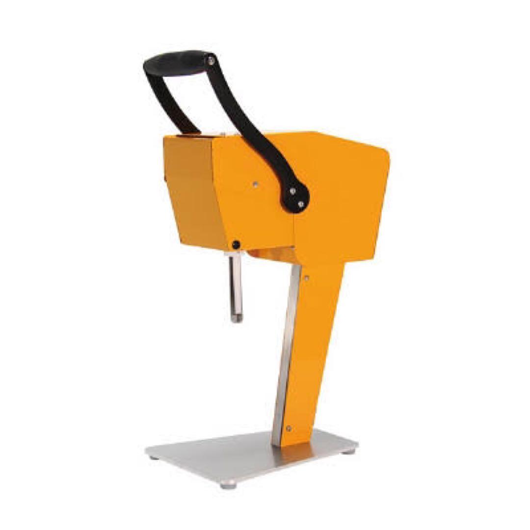 カジュッタ オレンジ