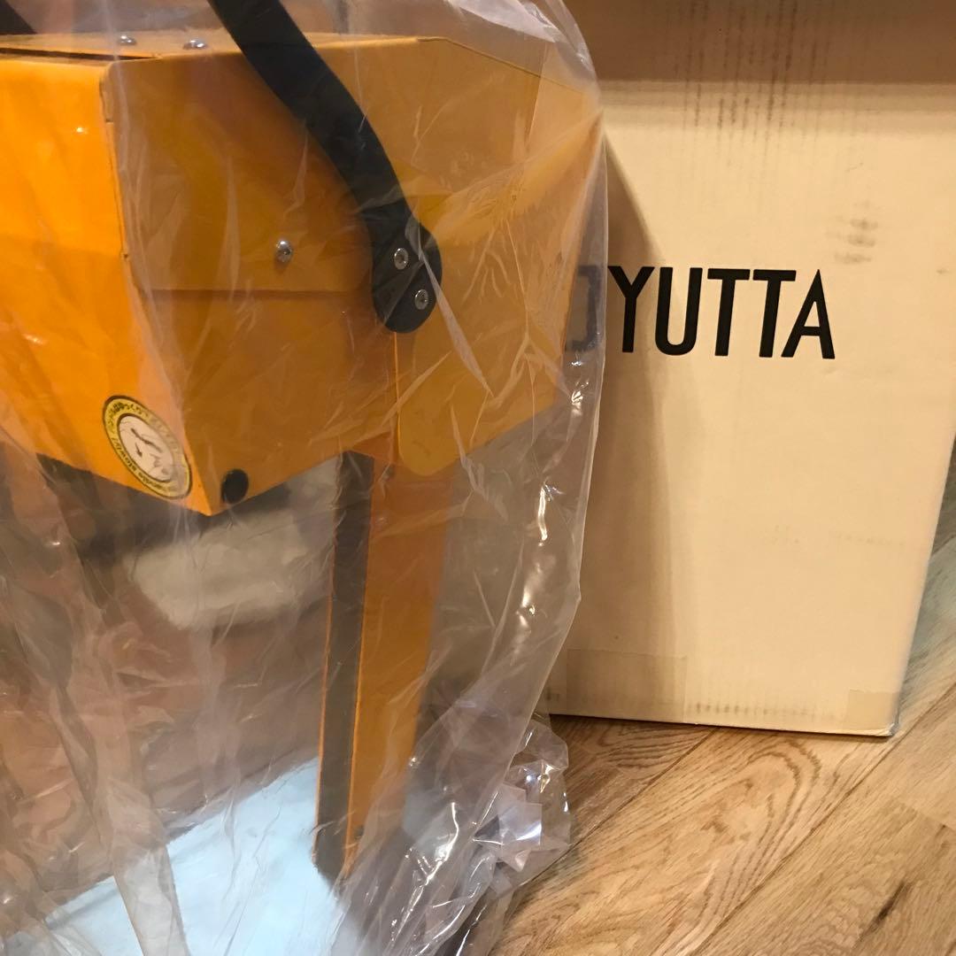 カジュッタ オレンジ