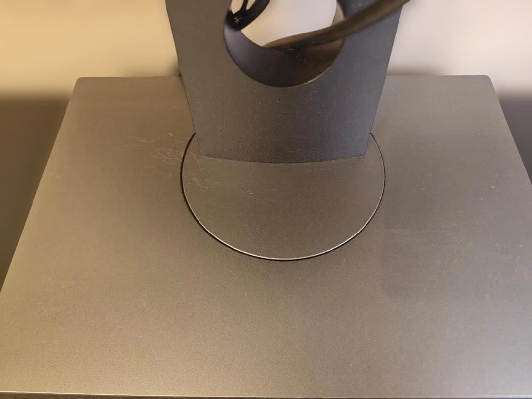 Dell 4Kモニター 27インチ U2718QM