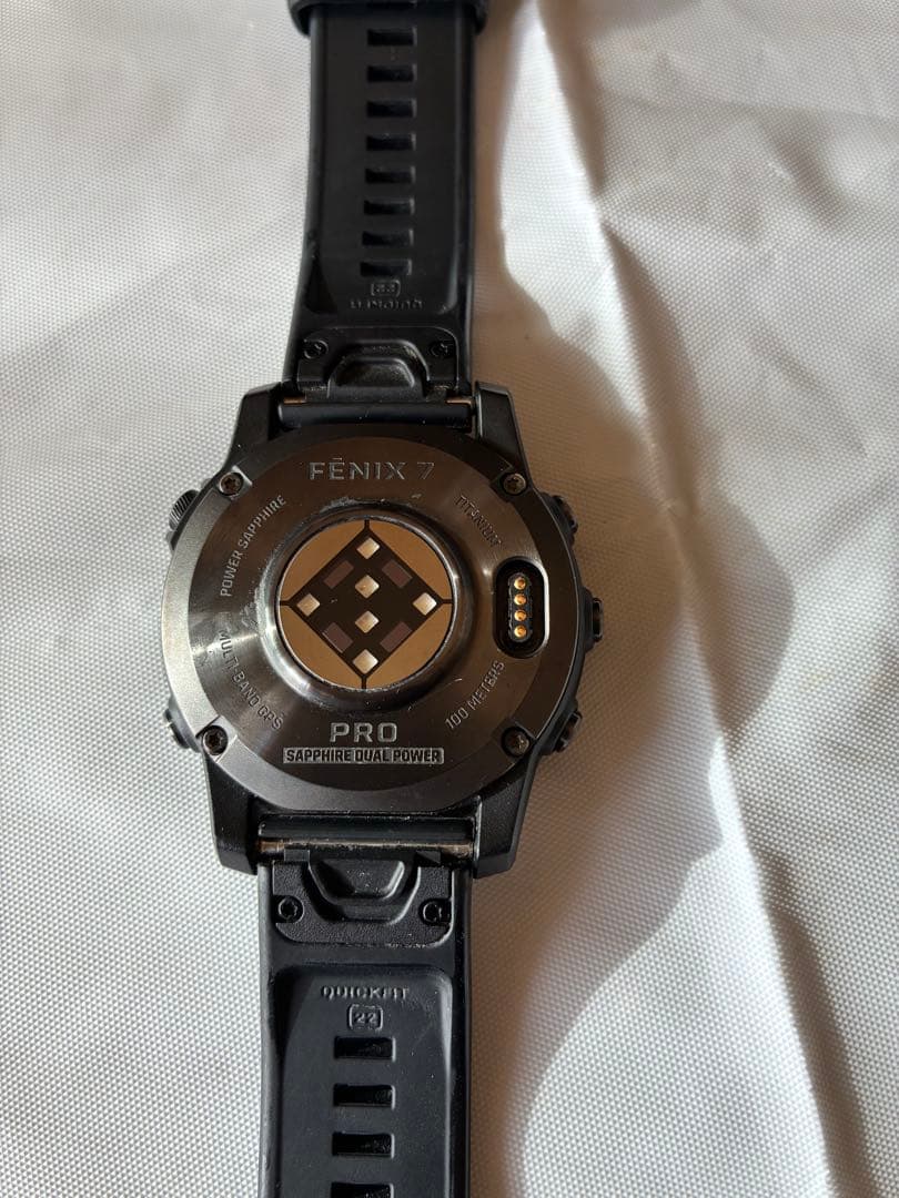 【値下げ】GARMIN FENIX 7 PRO 腕時計　ブラック　ガーミン