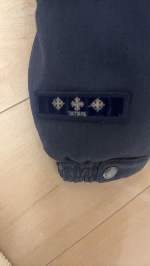 タトラスダウンネイビーブルー