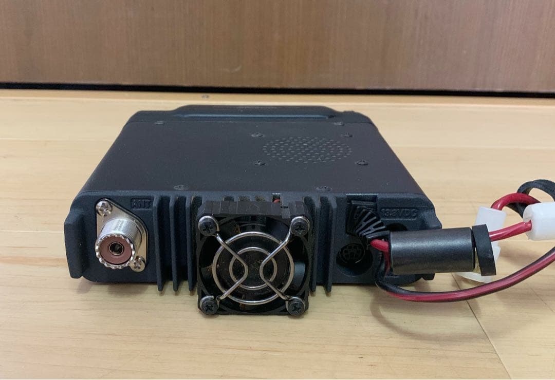 バーテックススタンダード・アマチュア無線機　FT-7800H