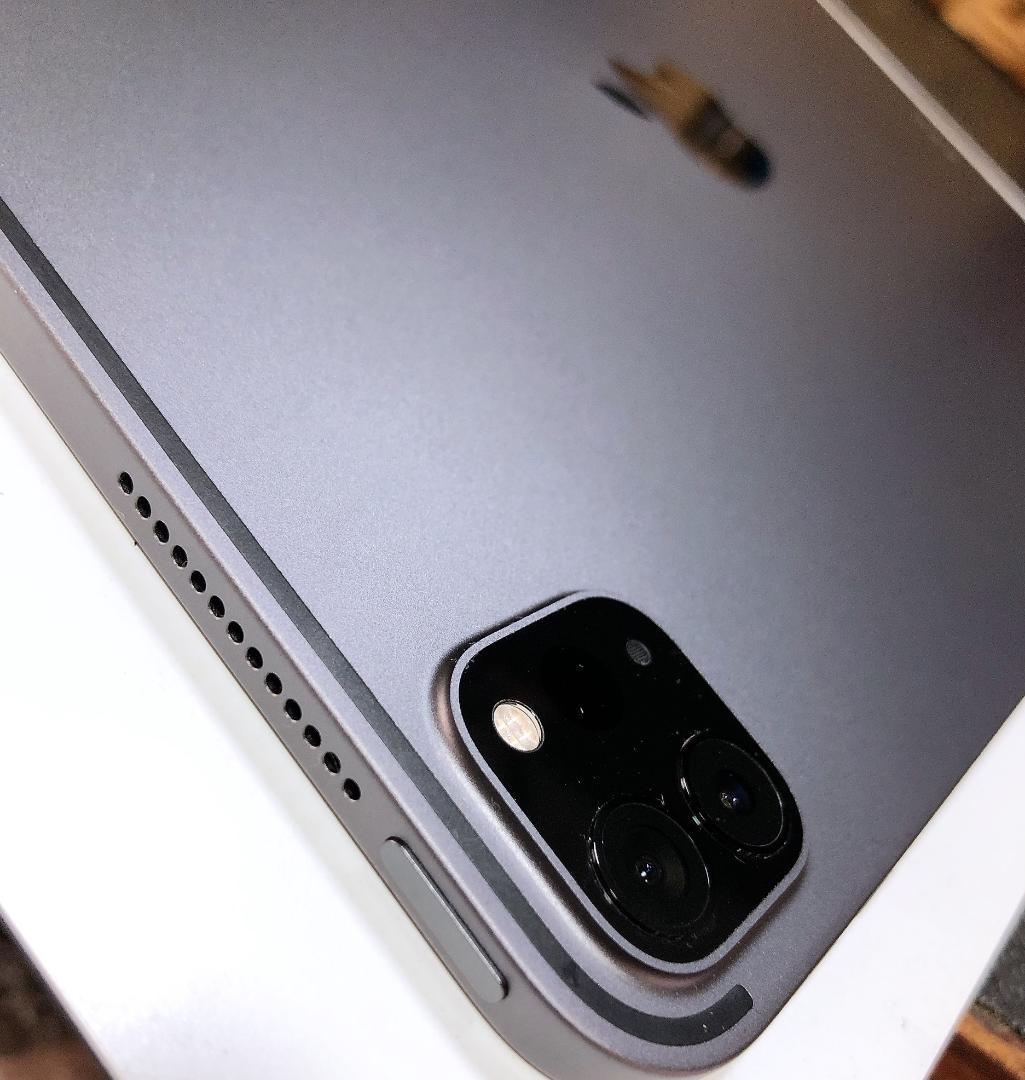 バッテリー良好　第2世代　美品　iPad Pro 11