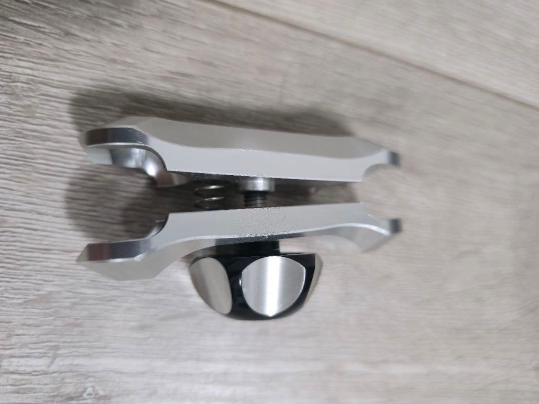 サインハウス　SYGNHOUSE 　バイク用　スマホホルダー