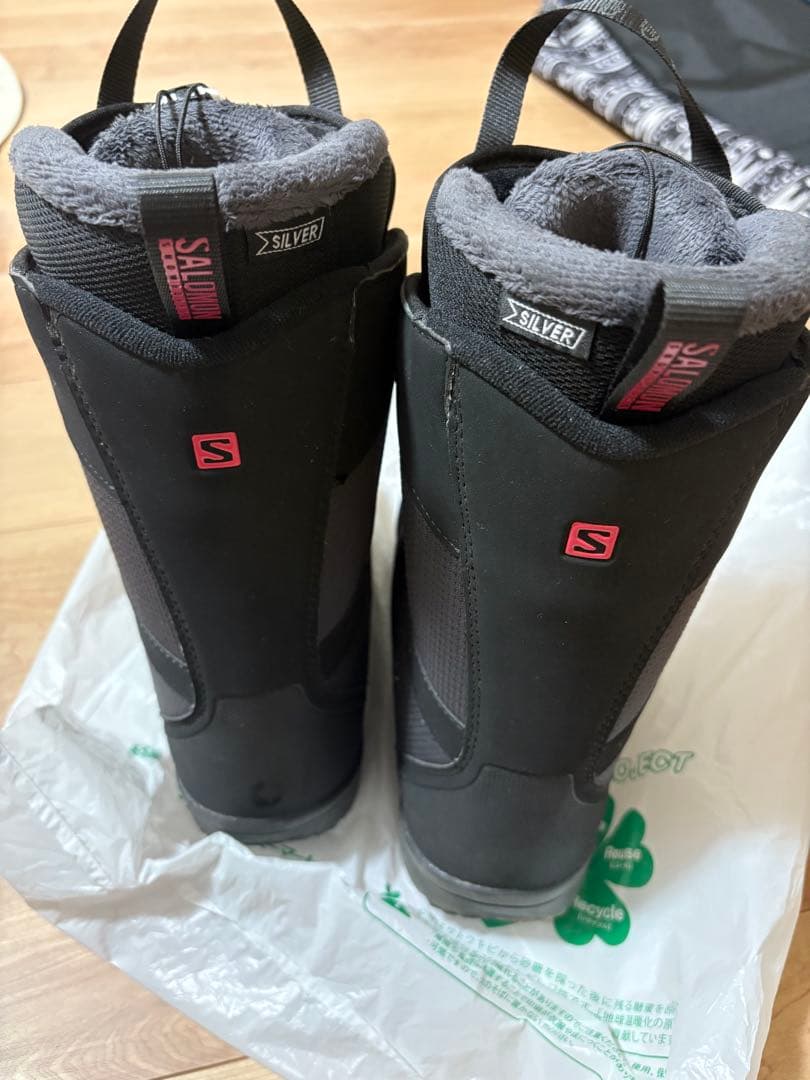 Salomon Silver 女性用スノーボードブーツ ブラック