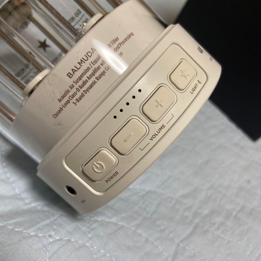 バルミューダ　BALMUDA　M01A-WH スピーカー　ホワイト　白