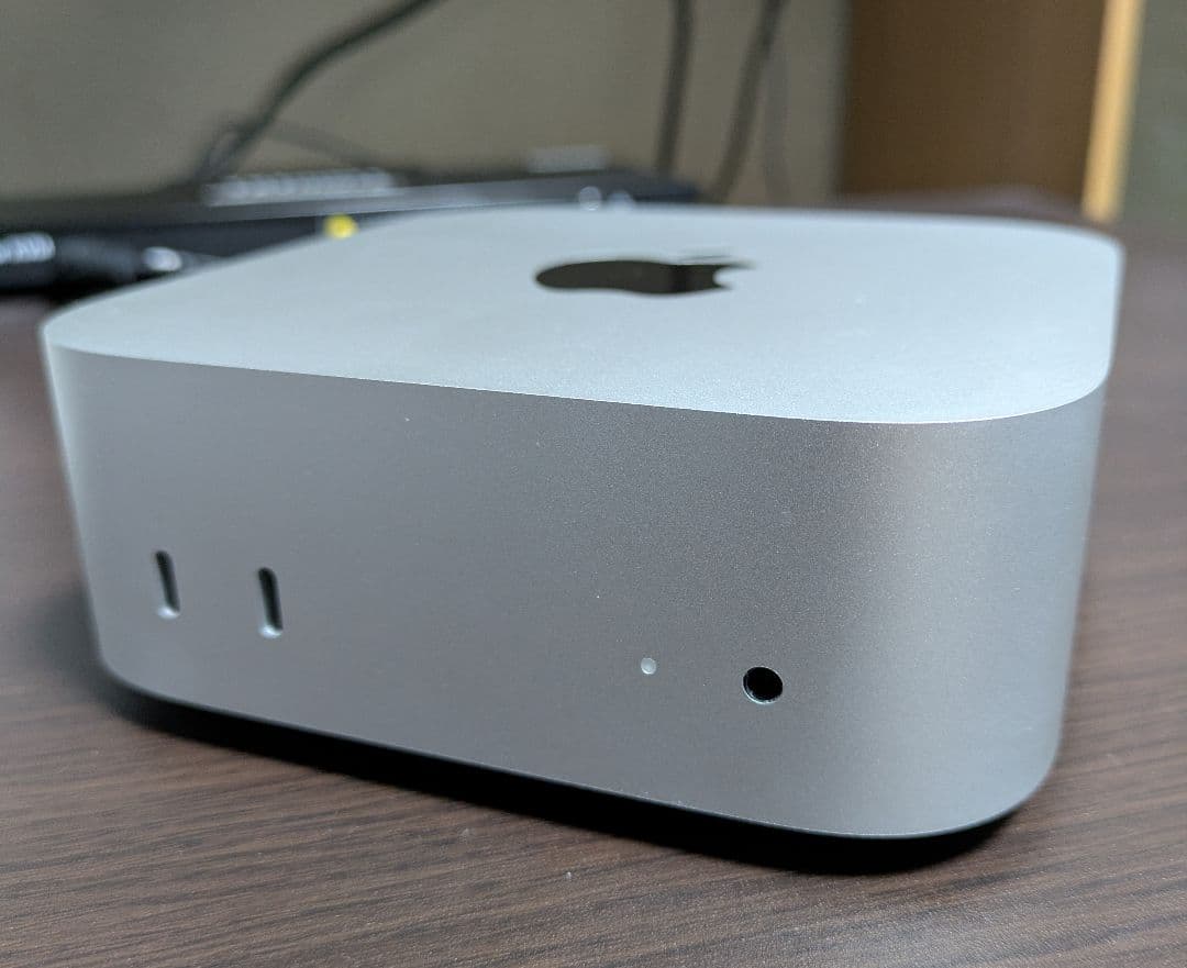 Apple Mac mini 2024 本体