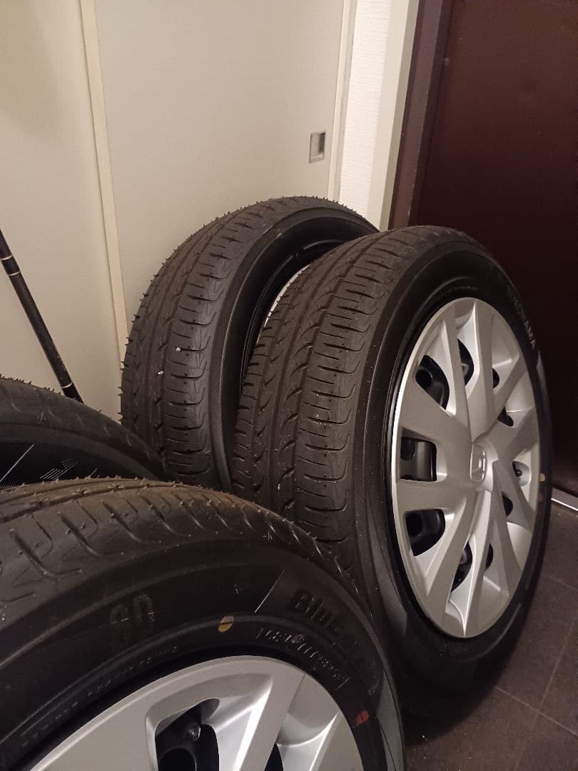 N-BOX　純正ホイール タイヤほぼ新車外し