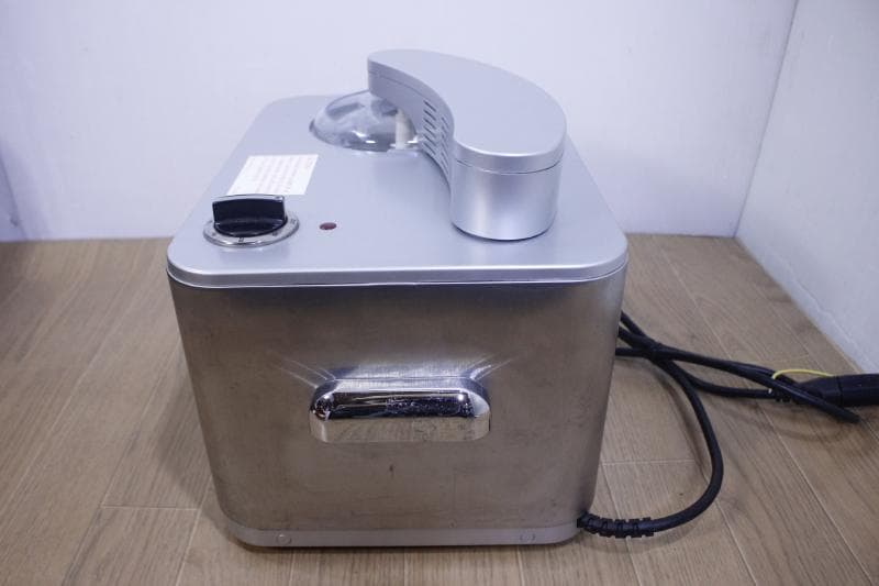 ◆クイジナート コンプレッサー付アイスクリームメーカー ICE-50BC