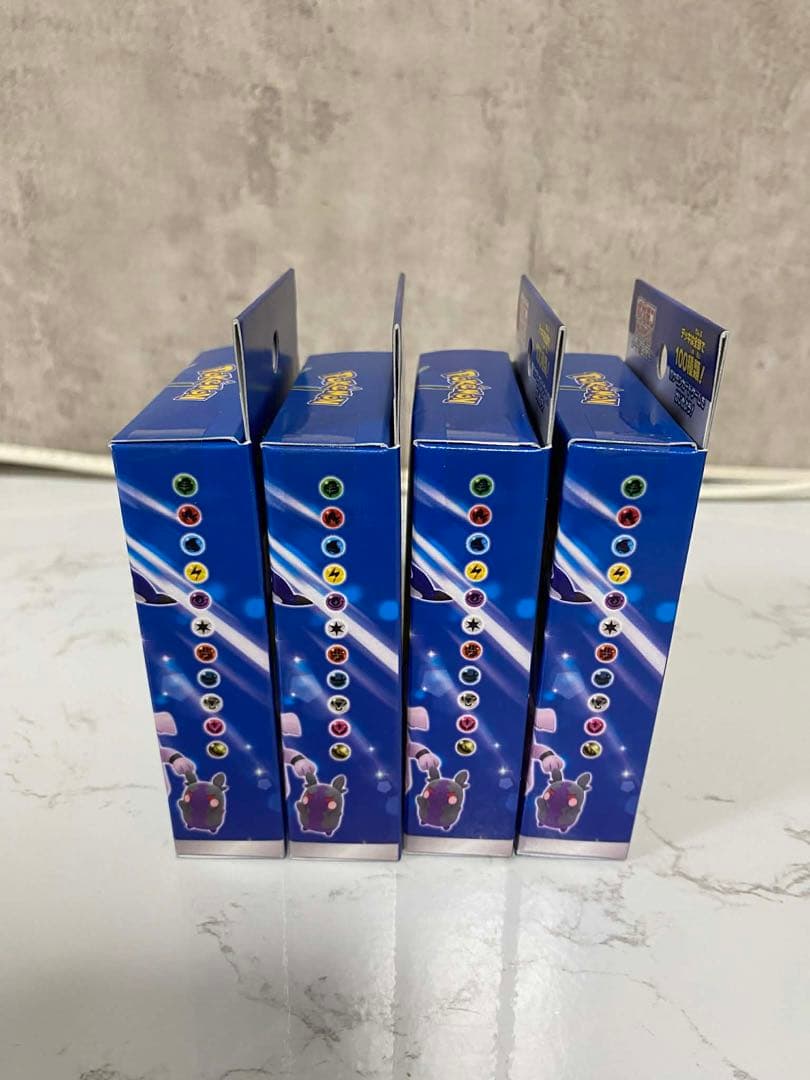 紅*椏様 112グラム‼️ポケモン スタートデッキ100 一箱