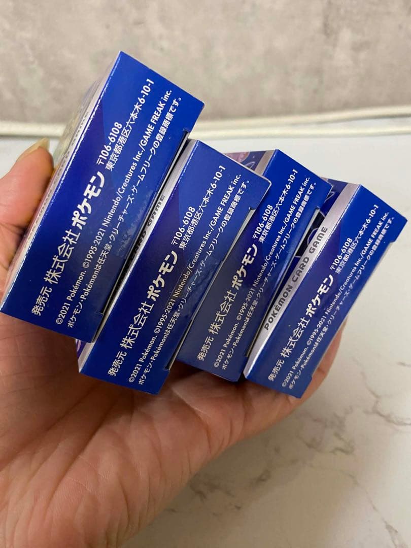 紅*椏様 112グラム‼️ポケモン スタートデッキ100 一箱