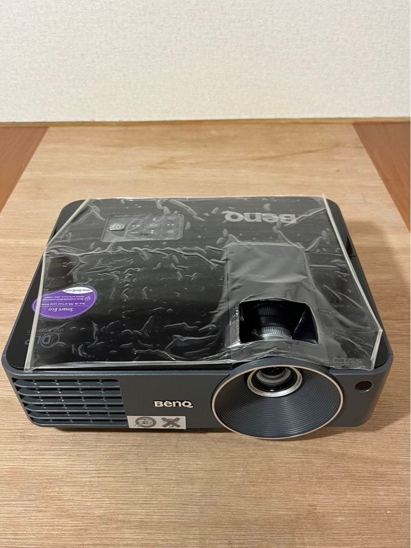 BenQ デジタルプロジェクター
