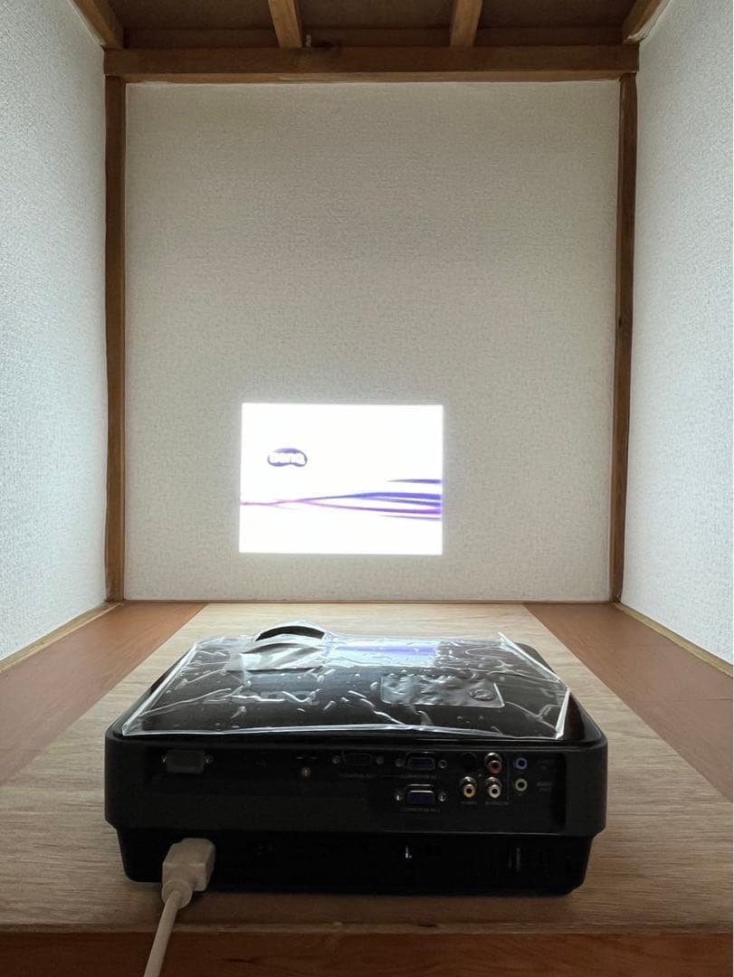 BenQ デジタルプロジェクター