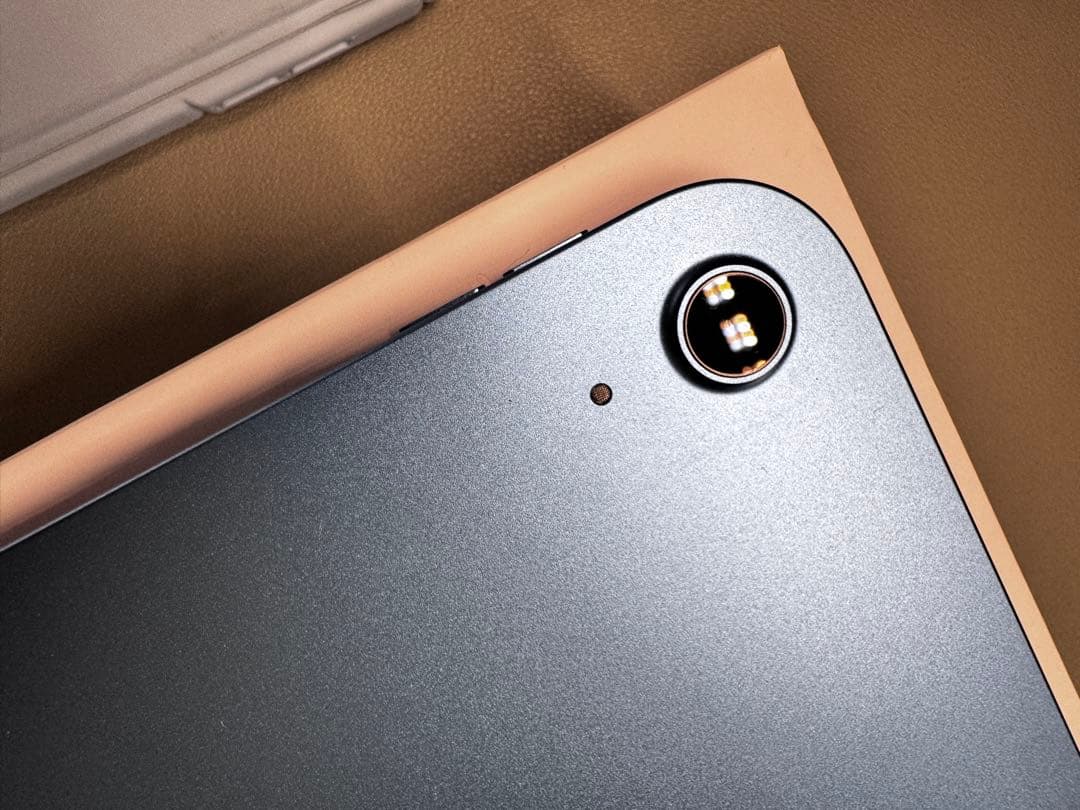 【最新OS•美品】iPad 10 64GB ブルー 電池100% ほぼ未使用