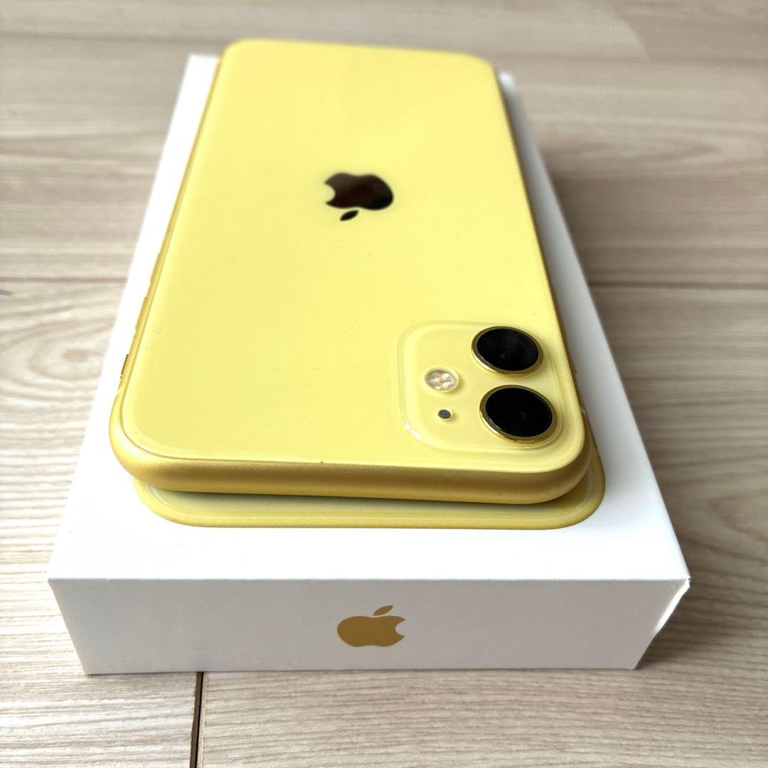 美品 Apple iPhone11 64GB イエロー SIMロック解除済み