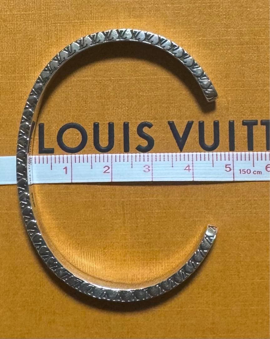 Ryo LOUIS VUITTON ルイヴィトン　LV バングル　S925