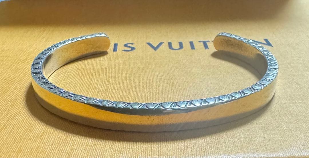 Ryo LOUIS VUITTON ルイヴィトン　LV バングル　S925