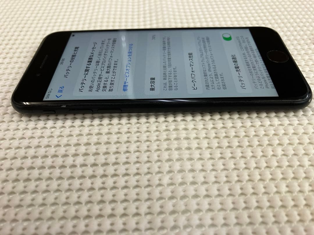 iPhone SE 第2世代 64GB 海外版SIMフリー リアカメラ難あり