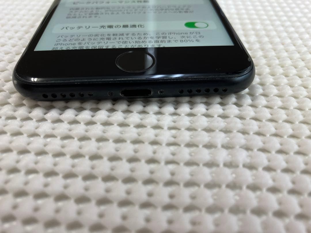 iPhone SE 第2世代 64GB 海外版SIMフリー リアカメラ難あり