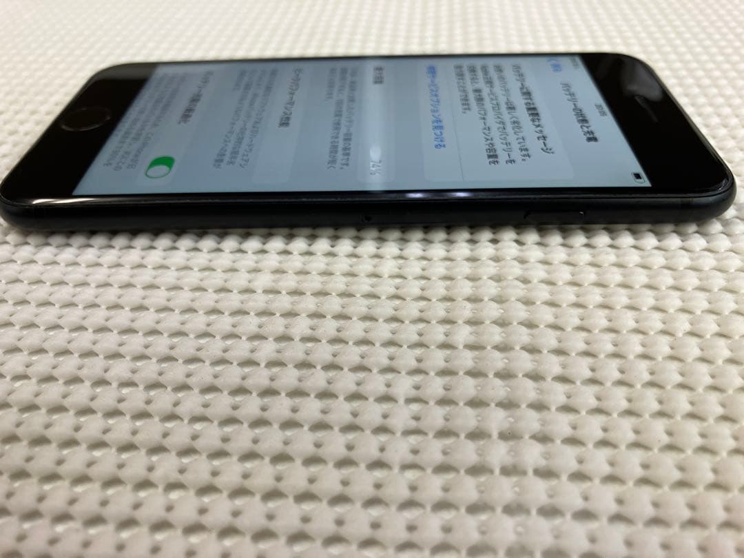 iPhone SE 第2世代 64GB 海外版SIMフリー リアカメラ難あり