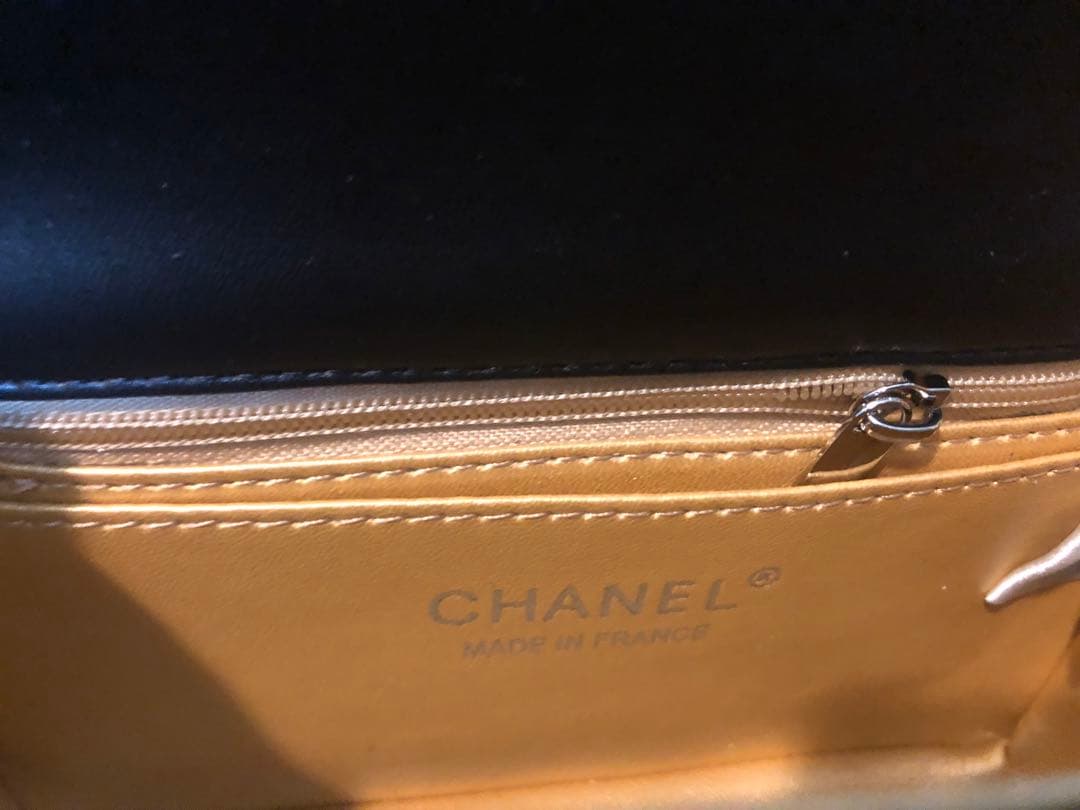 CHANEL シャネル ノベルティ ベビー マトラッセ ショルダーバッグ 黒