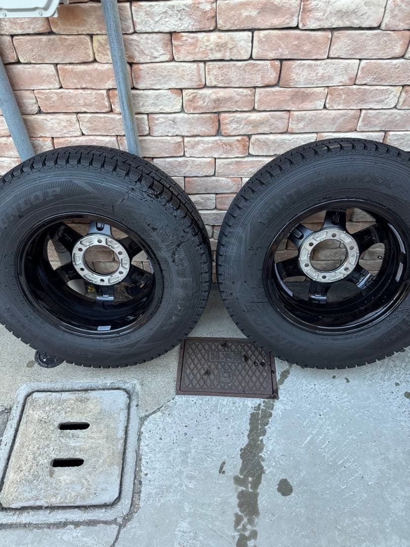 ハイエース195/80R15スタッドレス15インチ6穴139.7キラーホイール