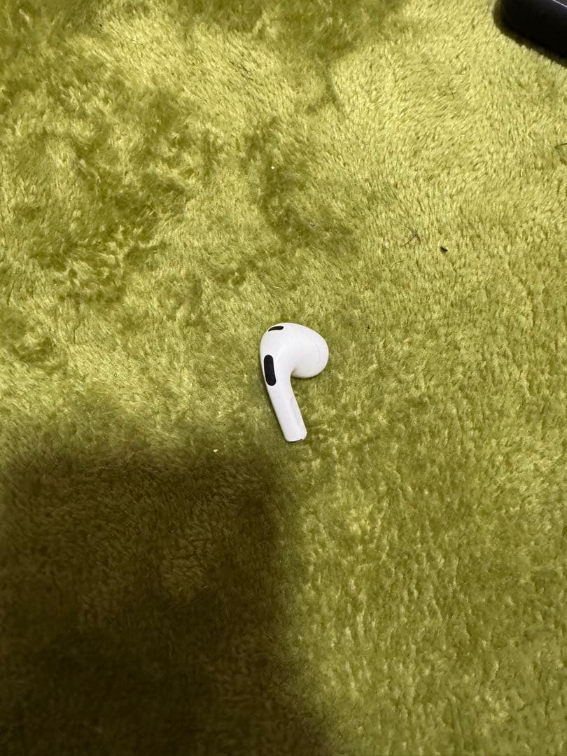 AirPods本体 ホワイト