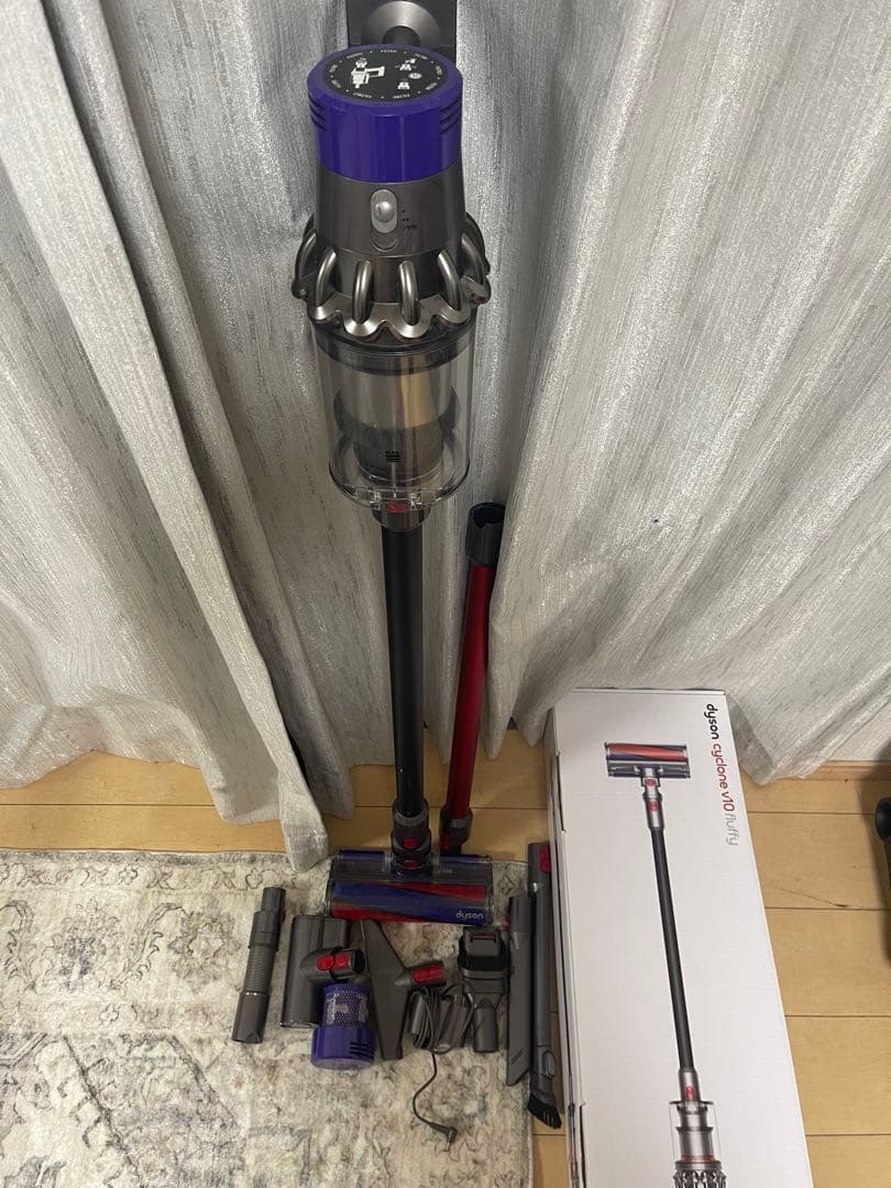 【美品】Dyson Cyclone V10 sv12エコーモード68分