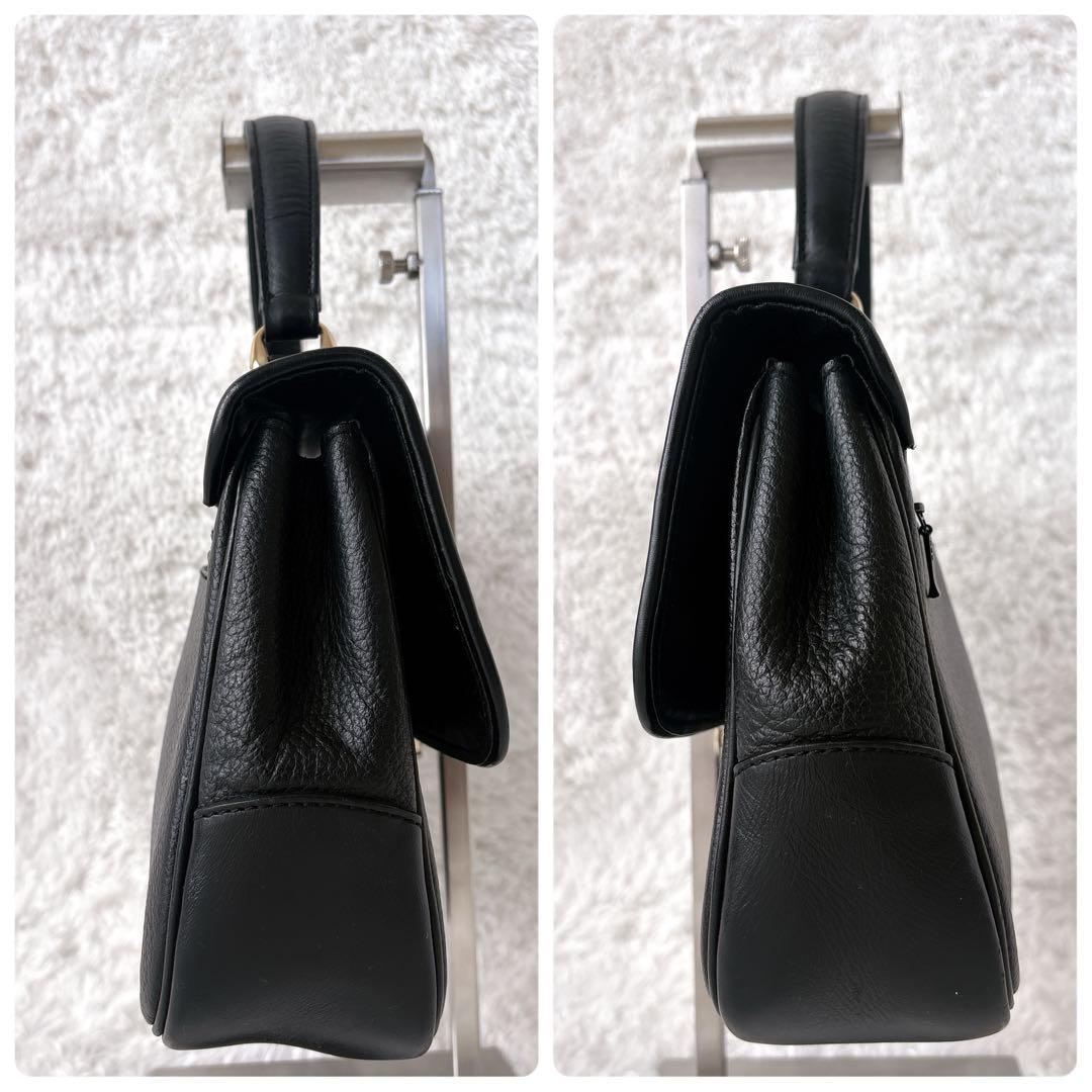 Burberrys ハンドバッグ ノバチェック シャドーホース オールレザー 黒